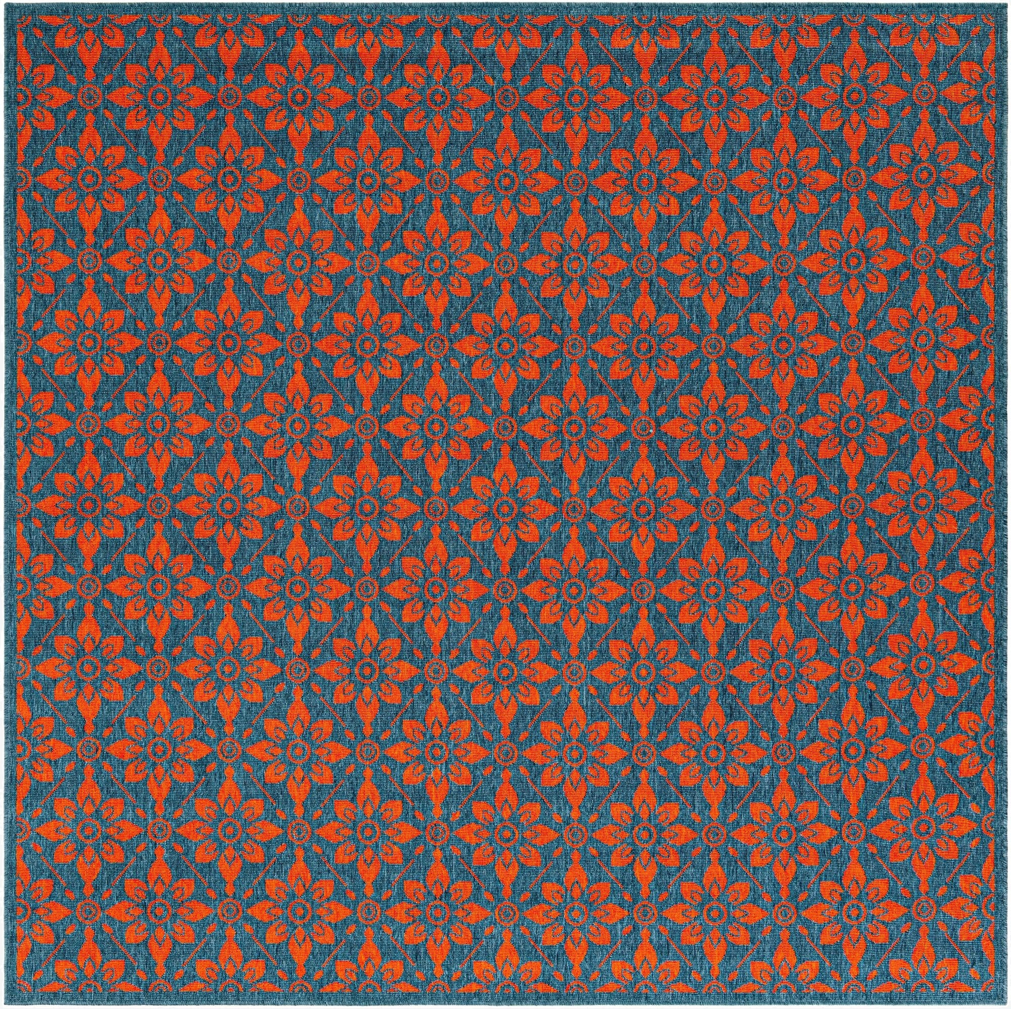  7' 10 x 7' 10  Washable Lattice Indoor / Outdoor Square Rug