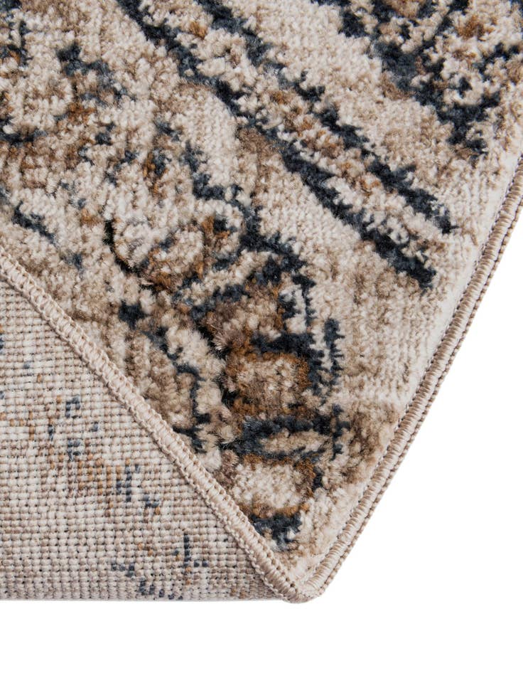 Detail image of  7' 10 x 7' 10 Eliza Round Rug