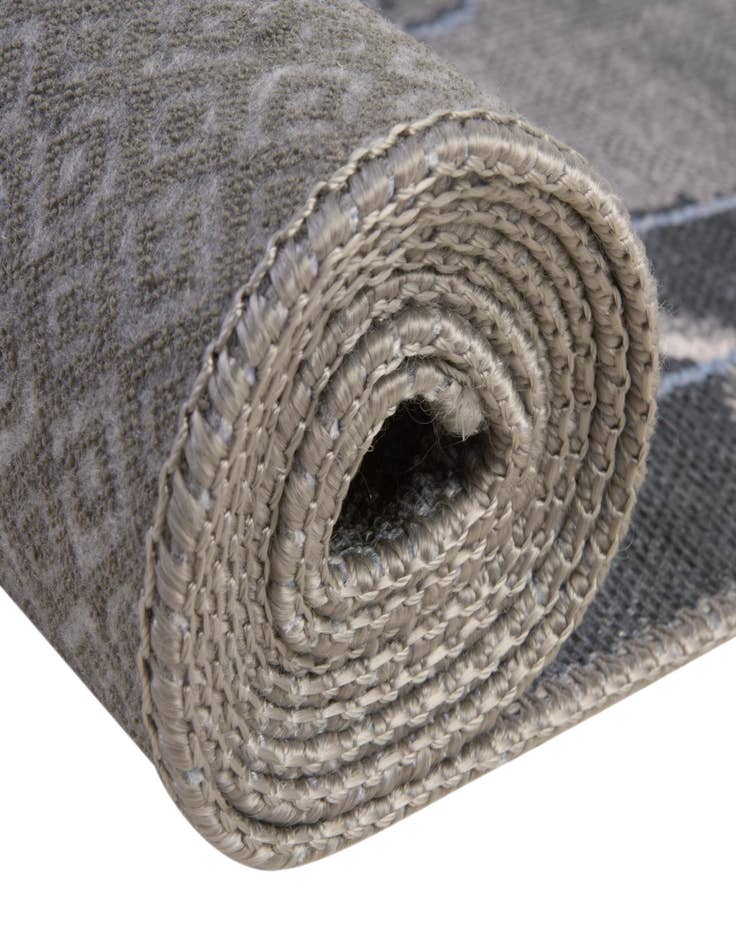 Detail image of  5' x 5' Timeless Octagon Rug