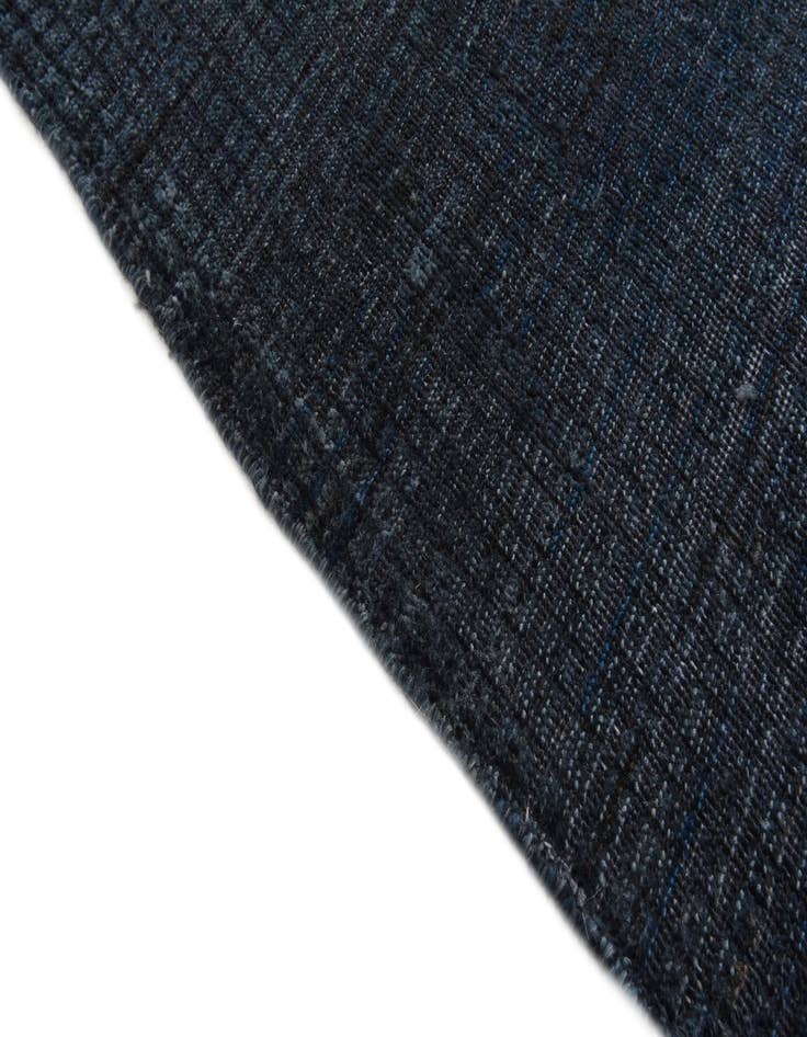 Detail image of  7' 9 x 10'  Hand Knotted Darya Wool Rug