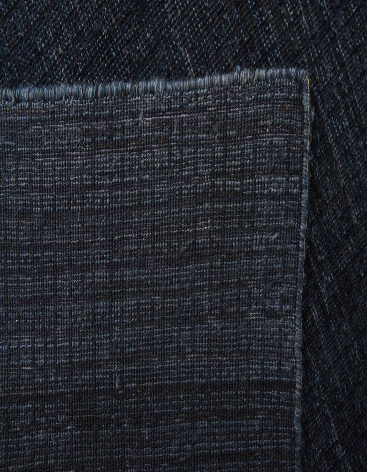 Detail image of  7' 9 x 10'  Hand Knotted Darya Wool Rug