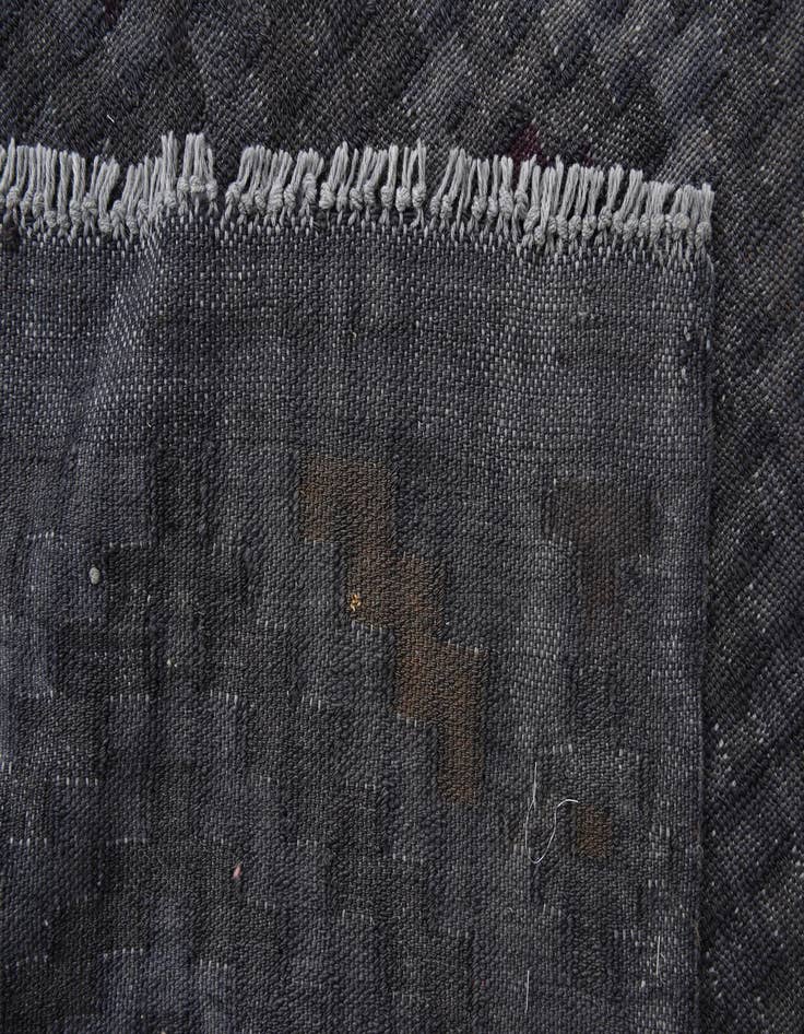 Detail image of  5' 4 x 7' 8  Hand Woven Kilim Fars Rug