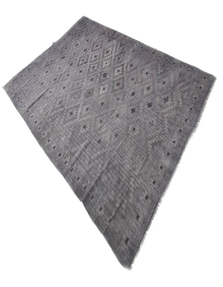 Detail image of  6' 5 x 9' 7  Hand Woven Kilim Fars Rug