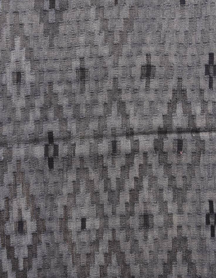 Detail image of  6' 5 x 9' 7  Hand Woven Kilim Fars Rug