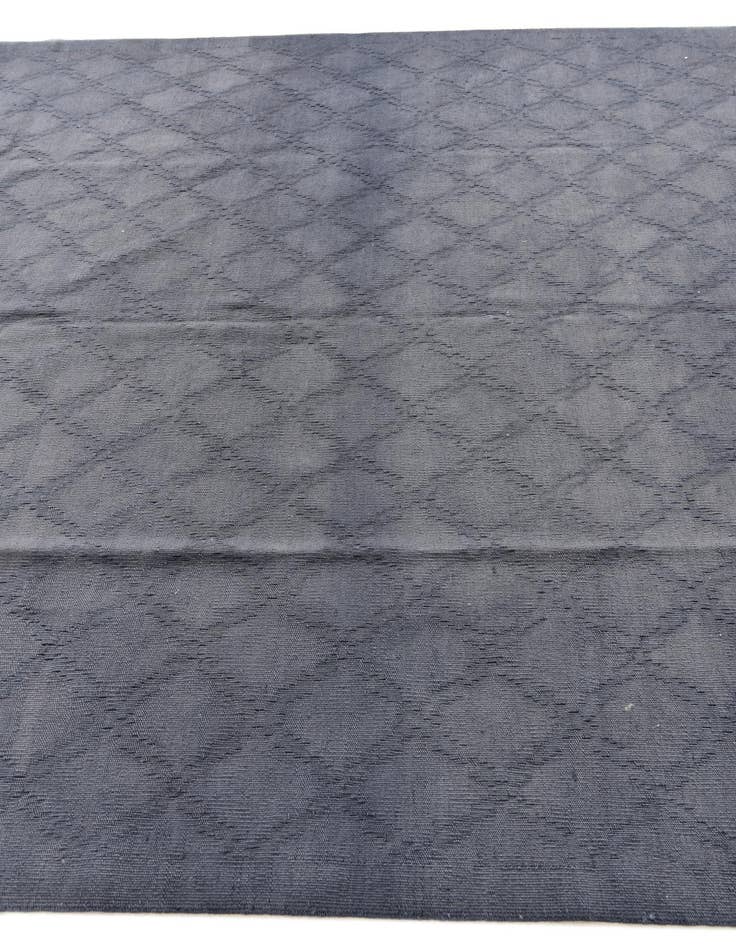 Detail image of  6' 9 x 9' 7  Hand Woven Kilim Modern Wool Rug