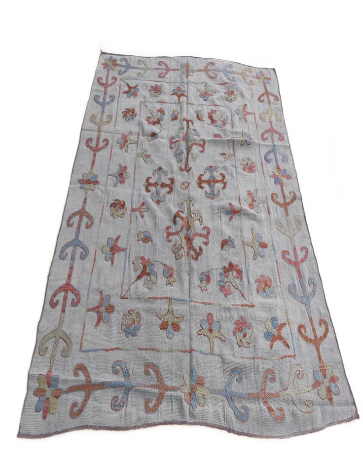 Detail image of  5' 5 x 6' 6  Hand Woven Kilim Suzani Wool Rug