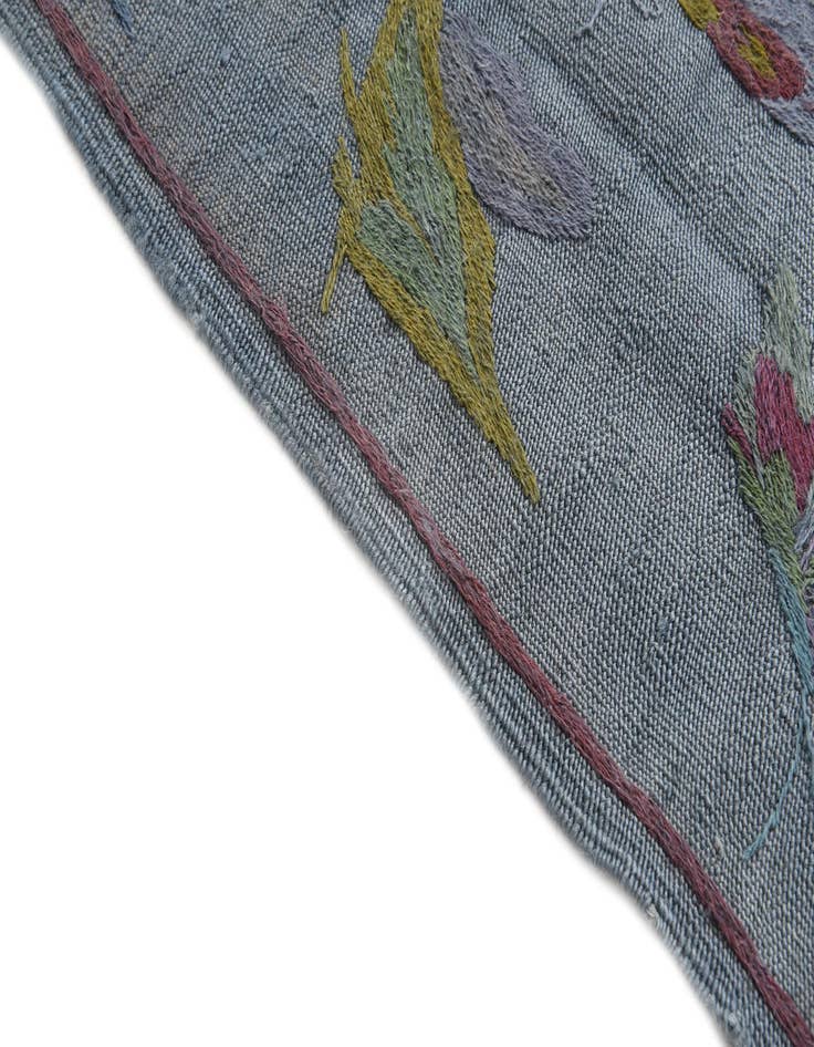 Detail image of  4' x 5' 7  Hand Woven Kilim Suzani Wool Rug