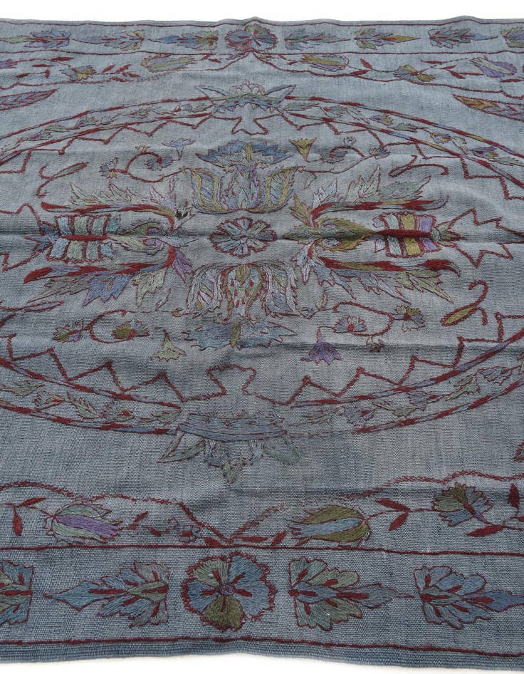 Detail image of  5' 6 x 7' 8  Hand Woven Kilim Suzani Wool Rug