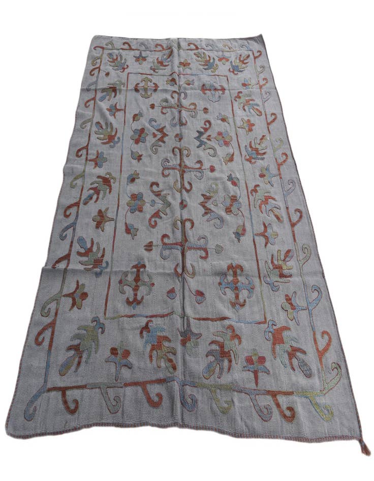 Detail image of  5' 7 x 7' 8  Hand Woven Kilim Suzani Wool Rug