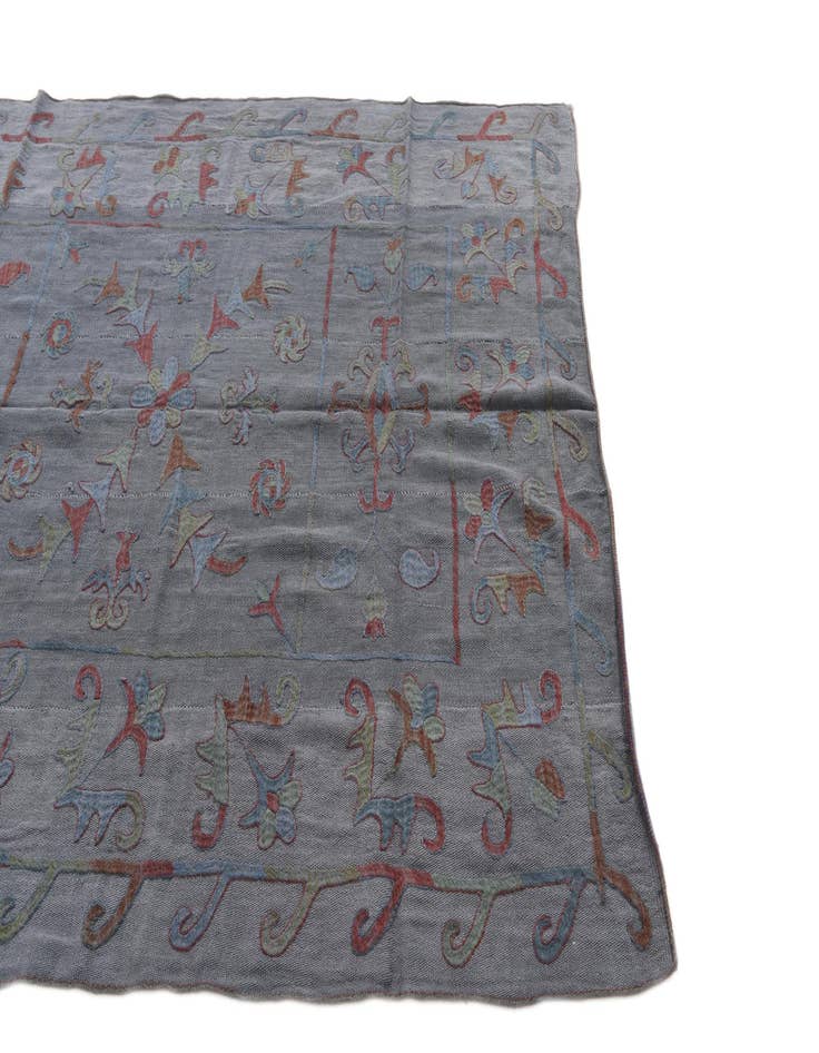 Detail image of  5' 7 x 7' 4  Hand Woven Kilim Suzani Wool Rug