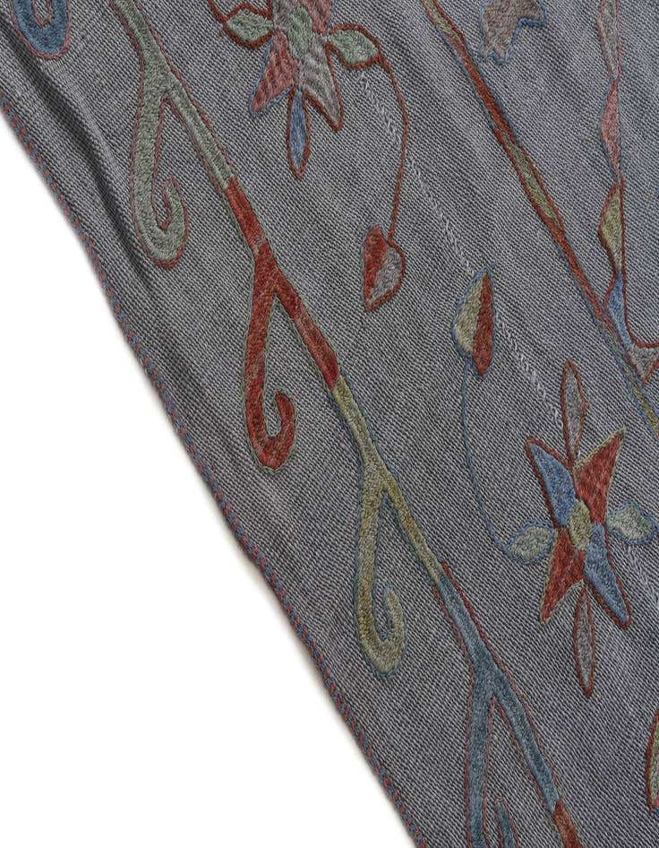 Detail image of  5' 8 x 7' 10  Hand Woven Kilim Suzani Wool Rug