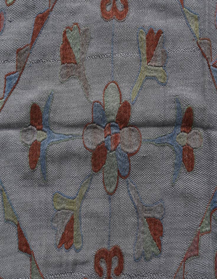 Detail image of  5' 8 x 7' 10  Hand Woven Kilim Suzani Wool Rug