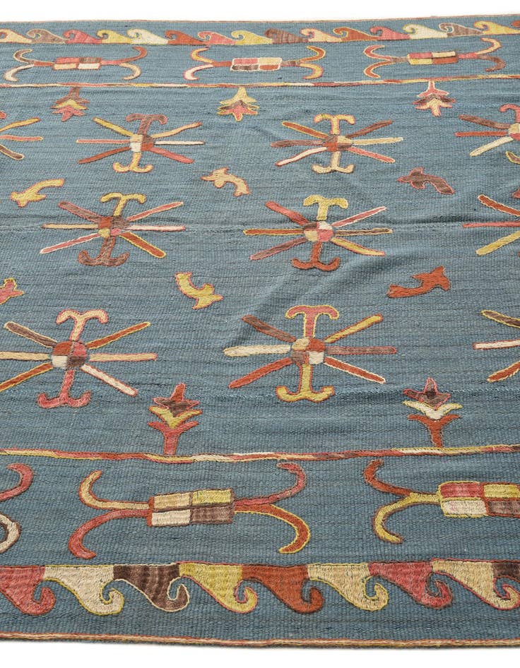 Detail image of  6' x 7' 6  Hand Woven Kilim Suzani Wool Rug