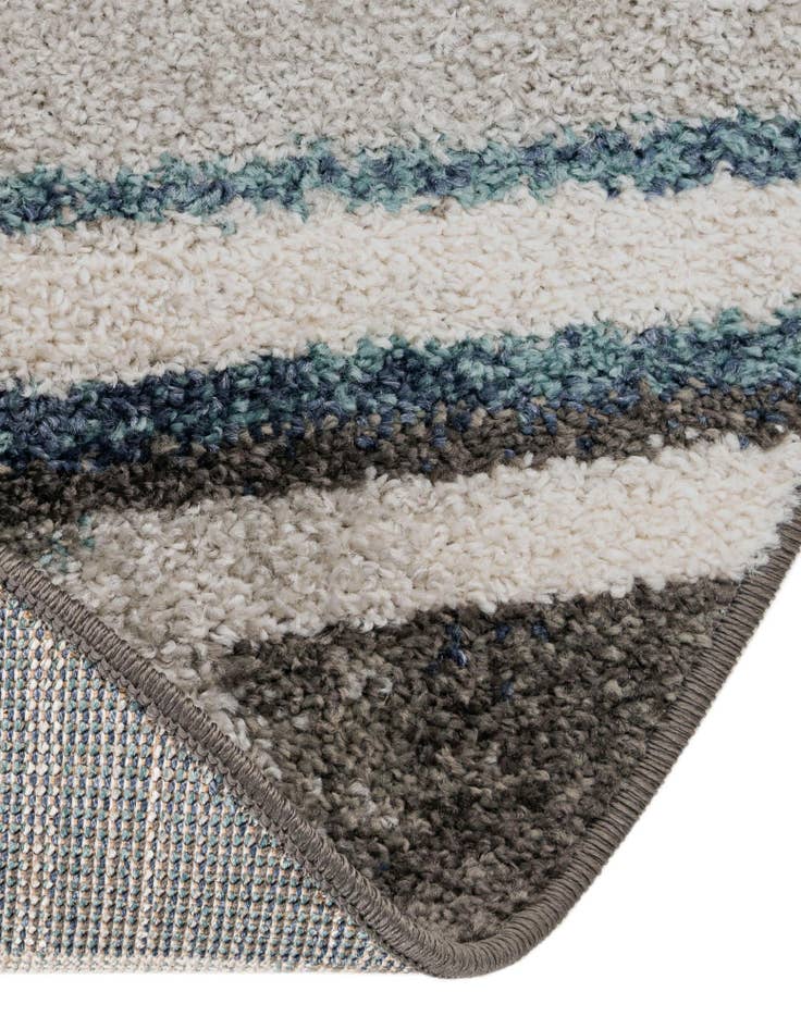 Detail image of  7' 10 x 7' 10 Equinox Round Rug