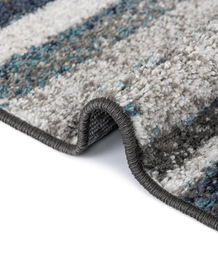 Detail image of  7' 10 x 7' 10 Equinox Round Rug