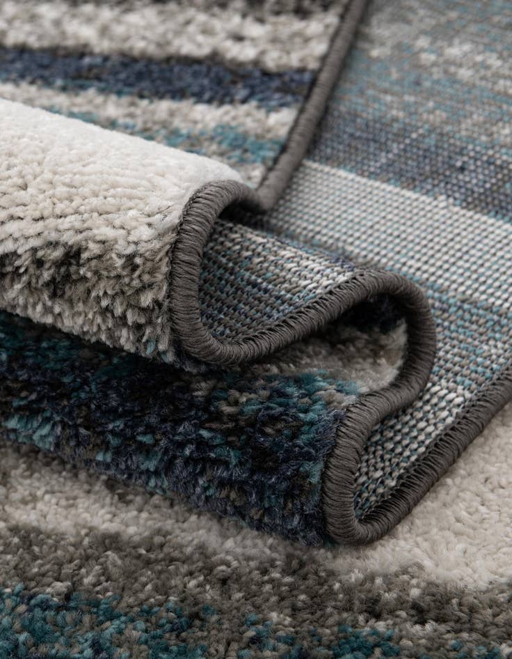 Detail image of  7' 10 x 7' 10 Equinox Round Rug