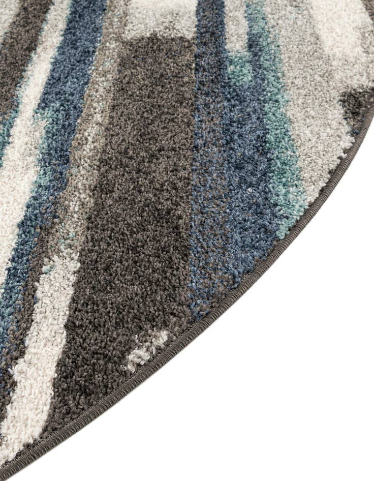 Detail image of  7' 10 x 7' 10 Equinox Round Rug