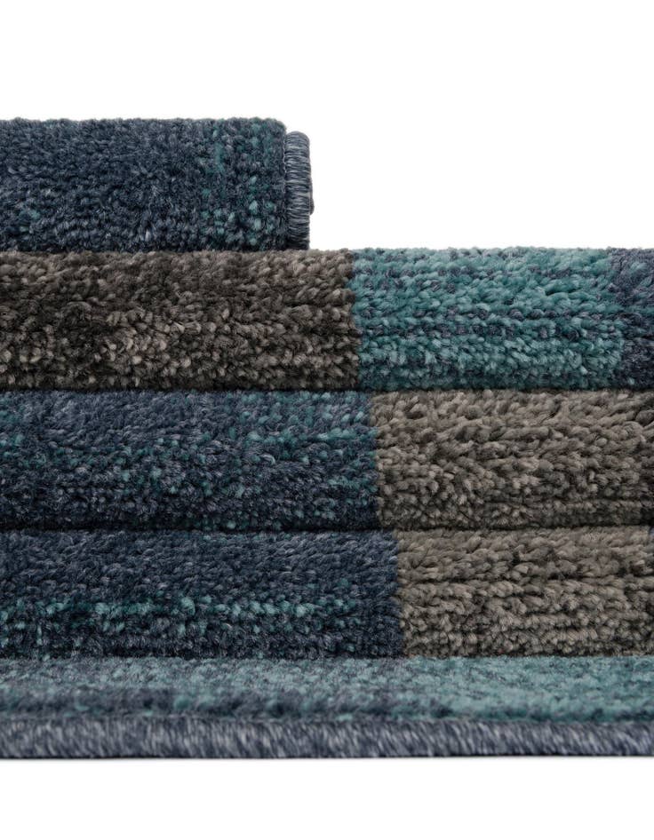 Detail image of  4' x 4' Equinox Square Rug