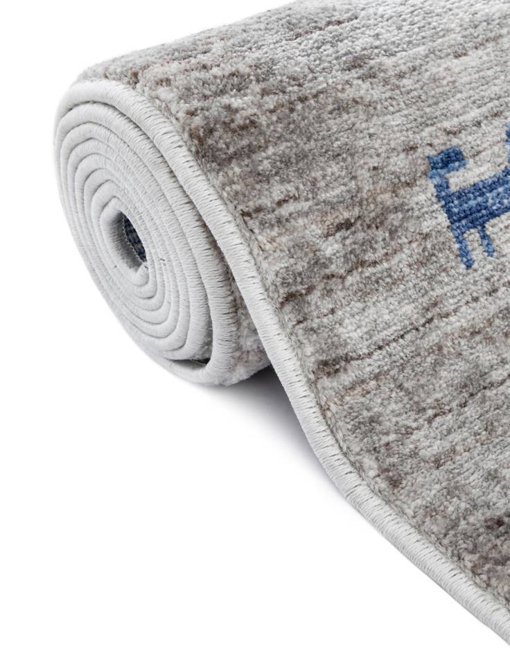 Detail image of  7' 10 x 7' 10 Gabbeh Square Rug