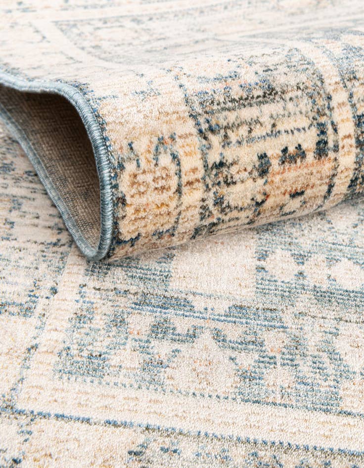 Detail image of  2' 7 x 5' Noble Rug