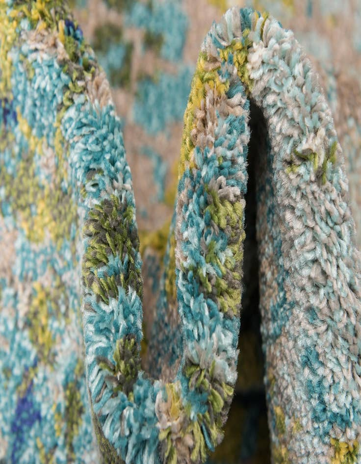 Detail image of  4' x 6'  Washable Theia Rug