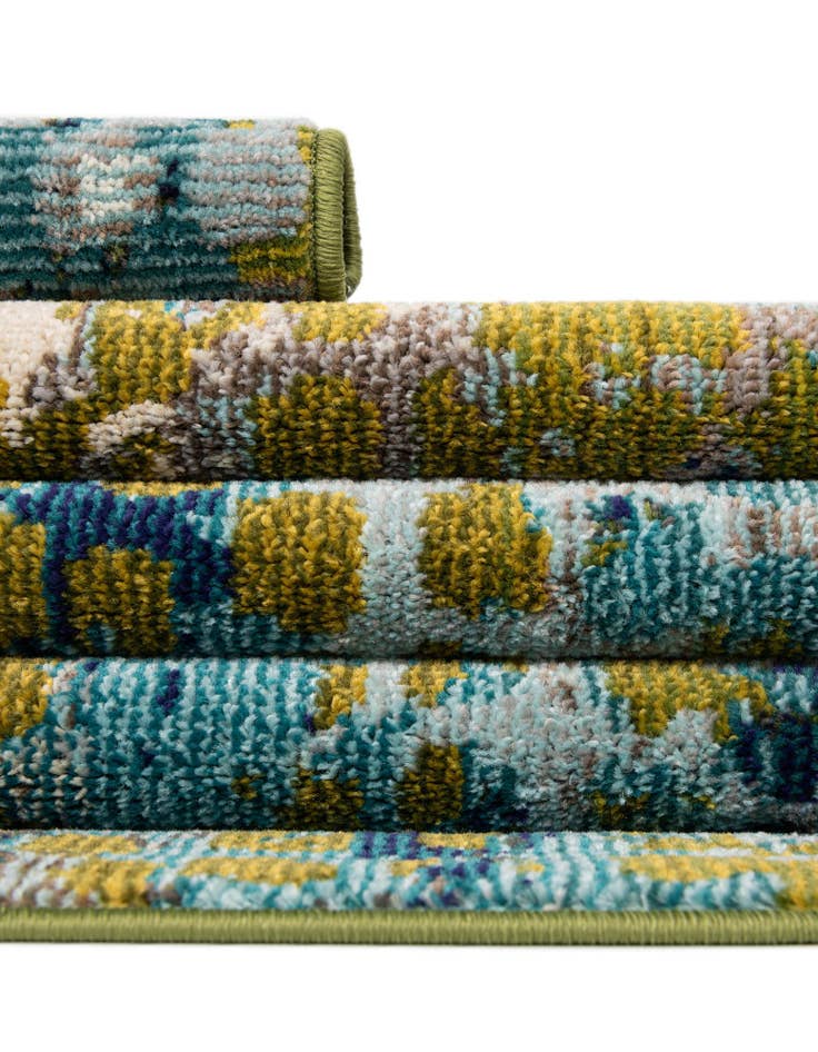 Detail image of  4' x 6'  Washable Theia Rug