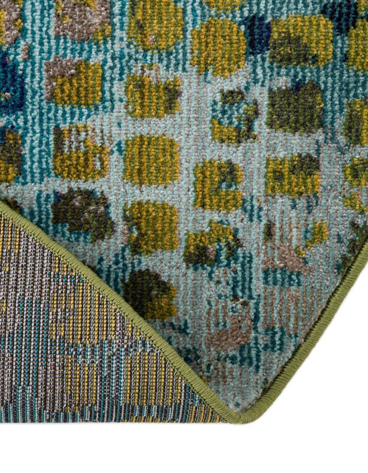 Detail image of  6' x 6'  Washable Theia Round Rug