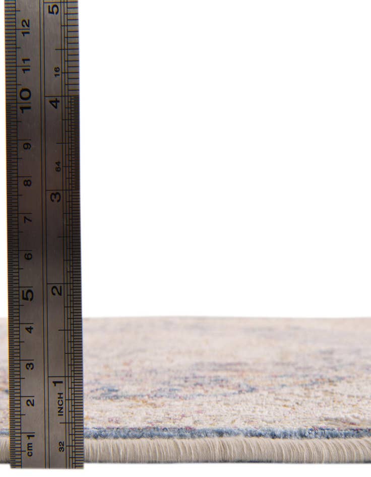 Detail image of  5' 3 x 5' 3 Deepa Octagon Rug