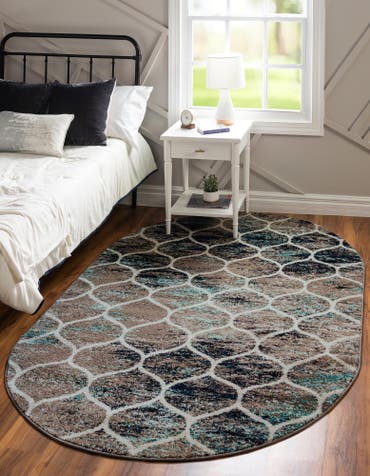  2' x 3' Lattice Frieze Oval Rug