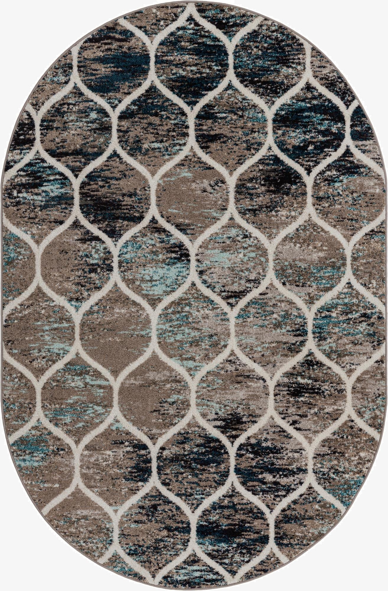  6' x 9' Lattice Frieze Oval Rug