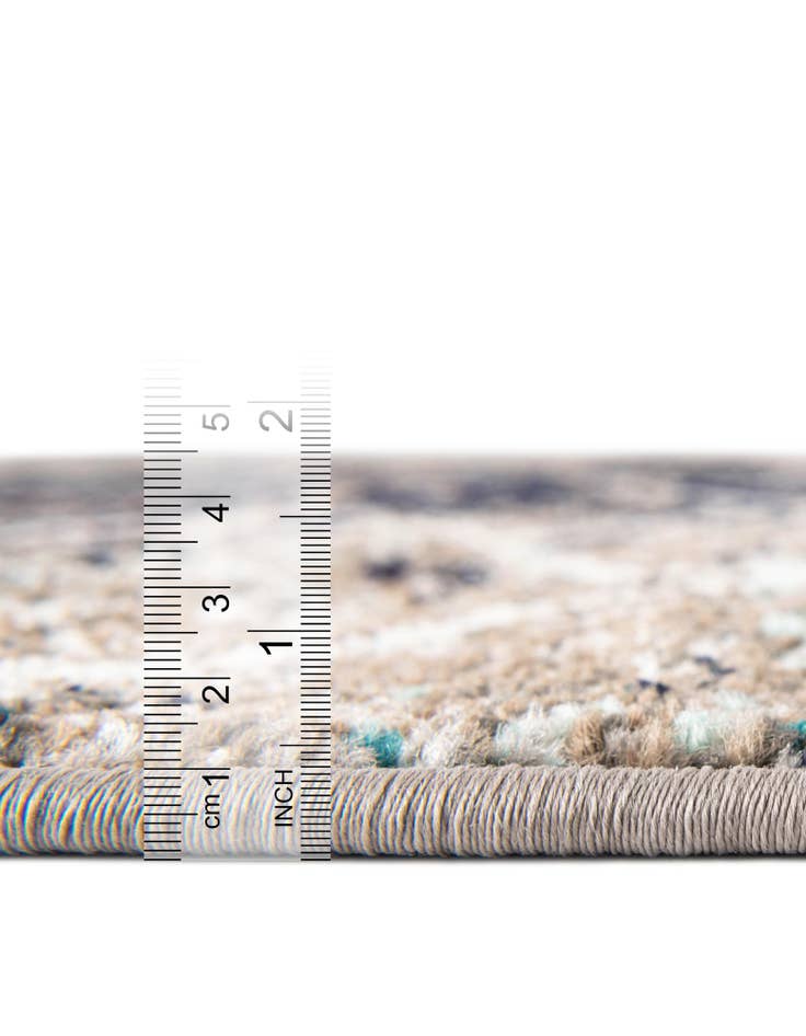 Detail image of  4' x 4' Lattice Frieze Square Rug