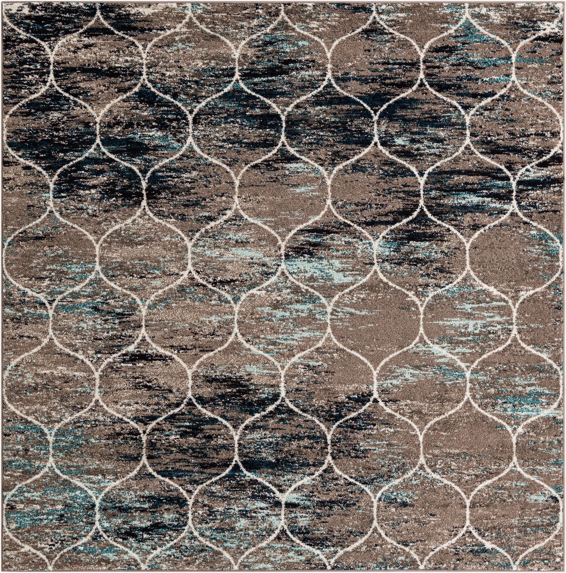  7' 10 x 7' 10 Lattice Frieze Square Rug