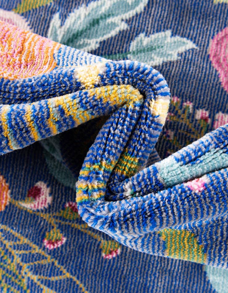 Detail image of  6' x 6' Blossom Octagon Rug