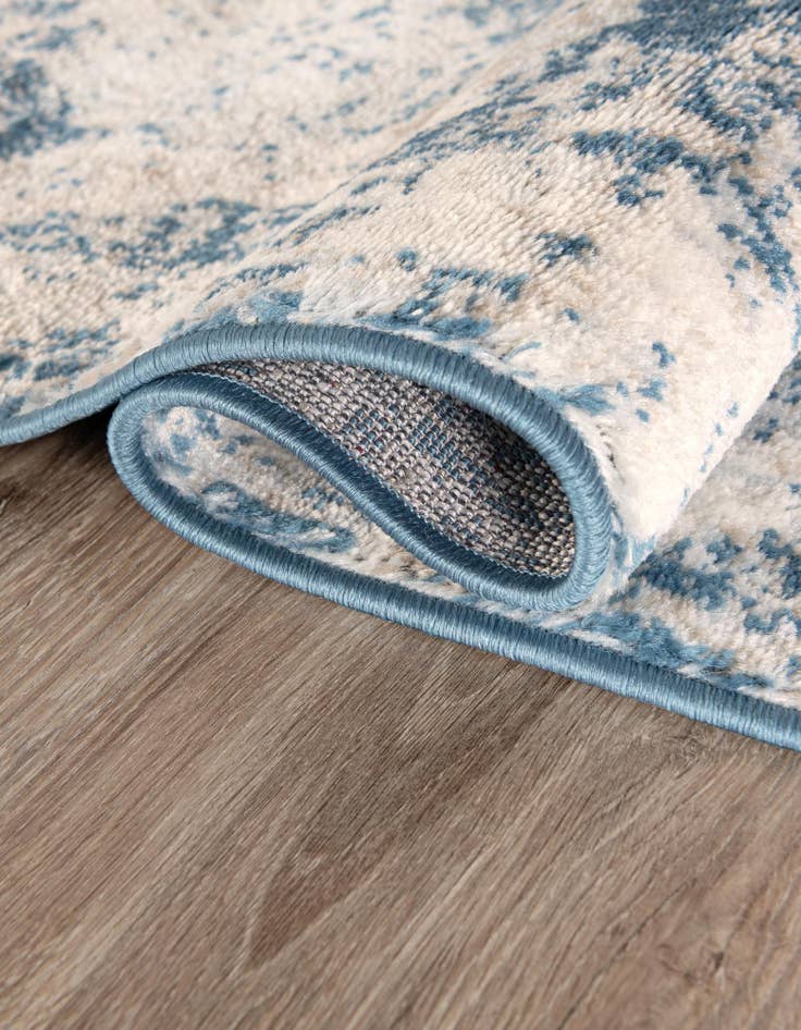 Detail image of  7' 10 x 7' 10 Monte Carlo Octagon Rug