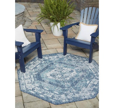 Blue 7' 10 x 7' 10 Traditional Indoor / Outdoor Octagon Rug | Rugs.com