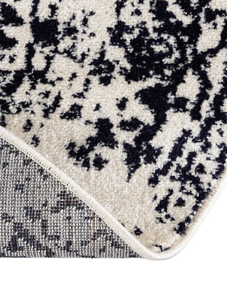 Detail image of  3' x 5' 3 Arlington Oval Rug