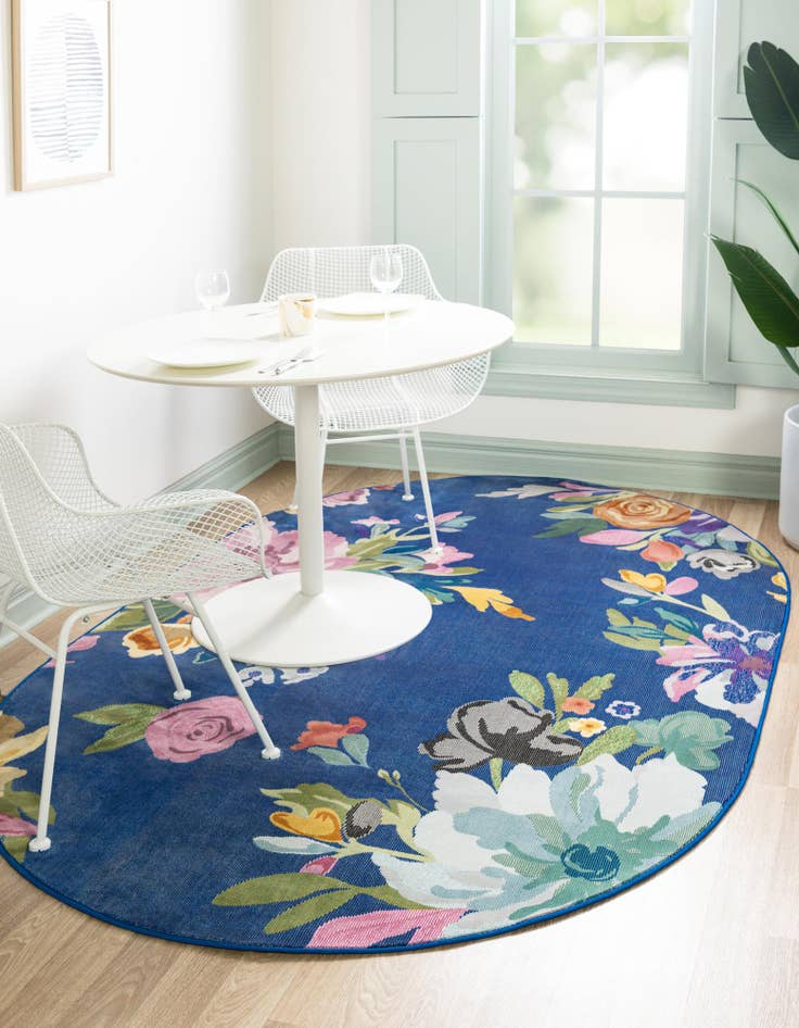 Detail image of  4' x 6' Blossom Oval Rug