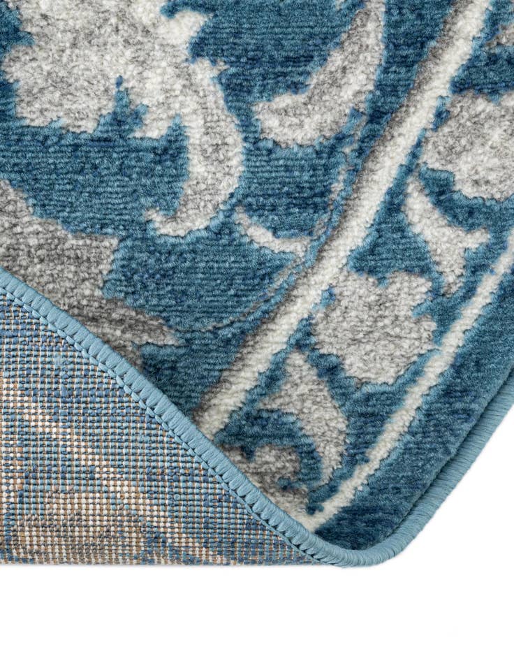 Detail image of  3' 3 x 5' 3 Boston Oval Rug