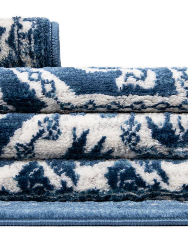 Detail image of  5' 3 x 8' Boston Oval Rug