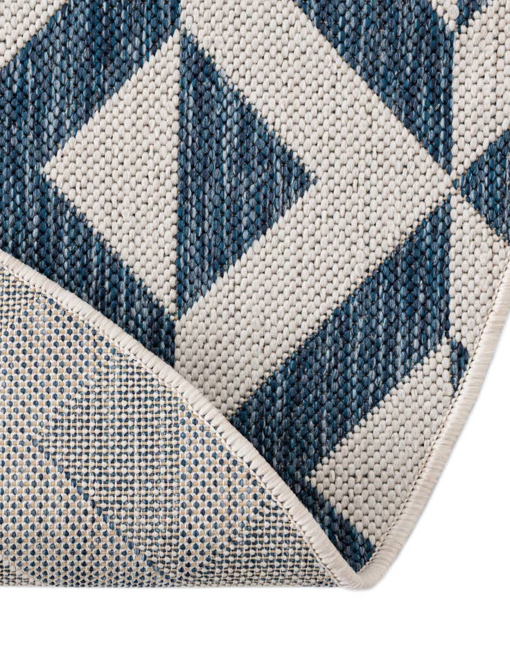 Detail image of  7' 10 x 10'  Washable Jill Zarin Napa Indoor / Outdoor Oval Rug
