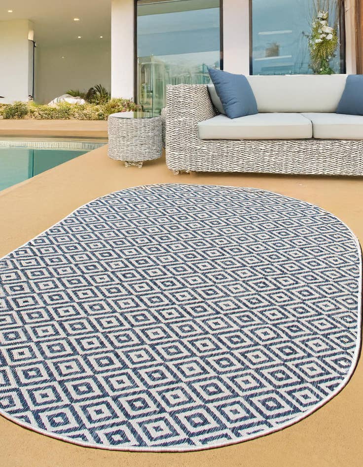 Detail image of  5' 3 x 8'  Washable Jill Zarin Costa Rica Indoor / Outdoor Oval Rug