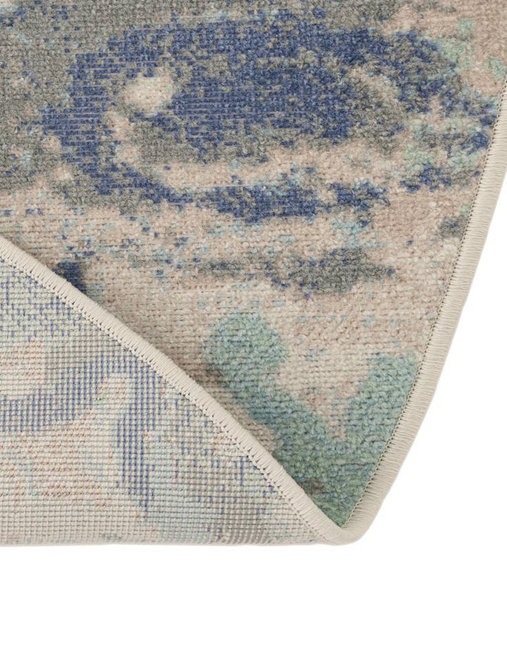 Detail image of  8' x 10' Lotus Oval Rug