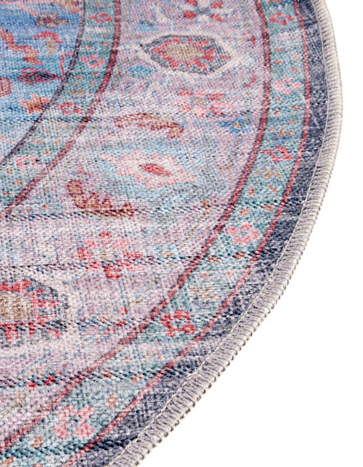 Detail image of  4' x 6'  Washable Maahru Oval Rug