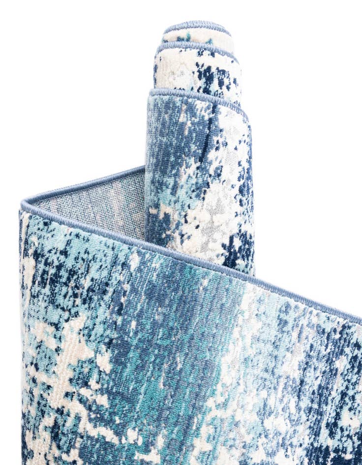 Detail image of  3' 7 x 5' 3 Malibu Oval Rug