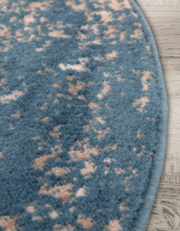 Detail image of  4' x 6' Monte Carlo Oval Rug