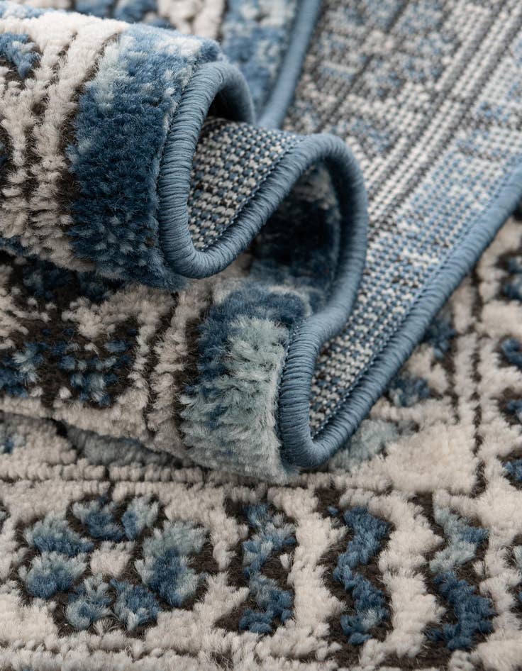 Detail image of  7' 10 x 10' Nyla Oval Rug