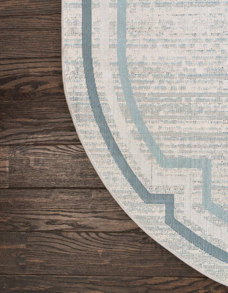 Detail image of  8' x 10' Oasis Oval Rug