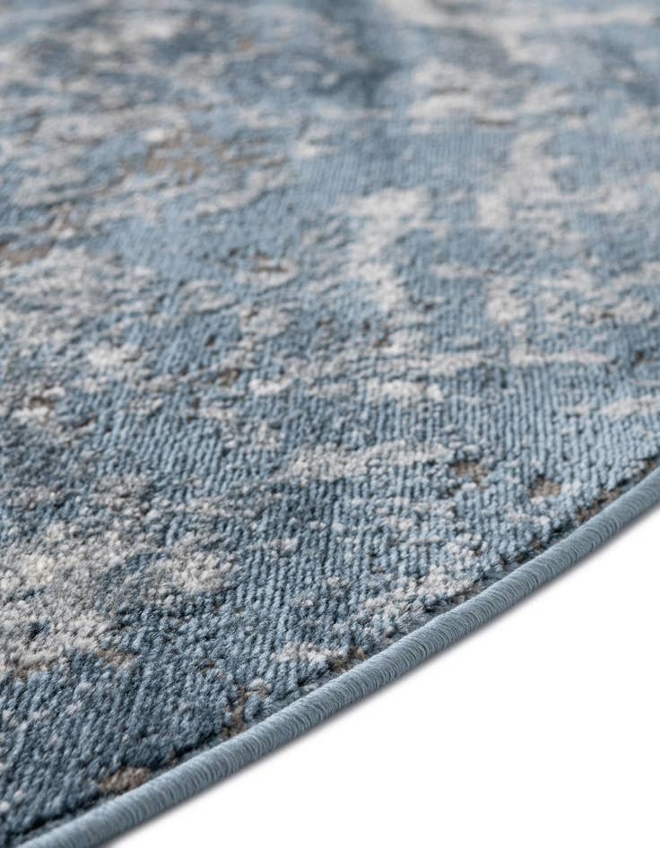 Detail image of  5' 3 x 8' Oregon Oval Rug