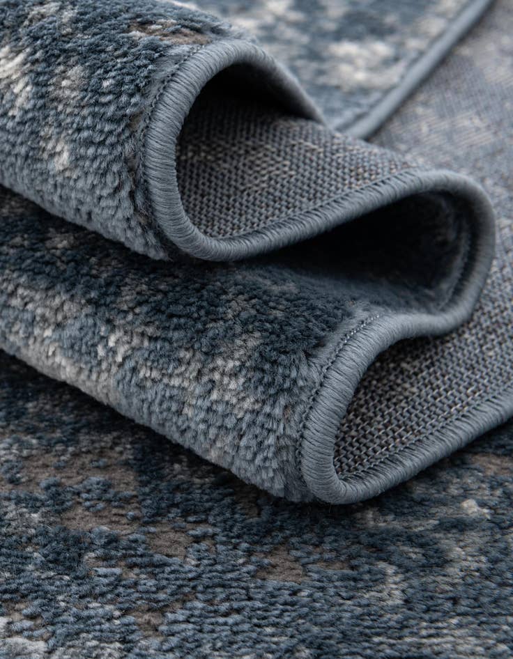 Detail image of  5' 3 x 8' Oregon Oval Rug