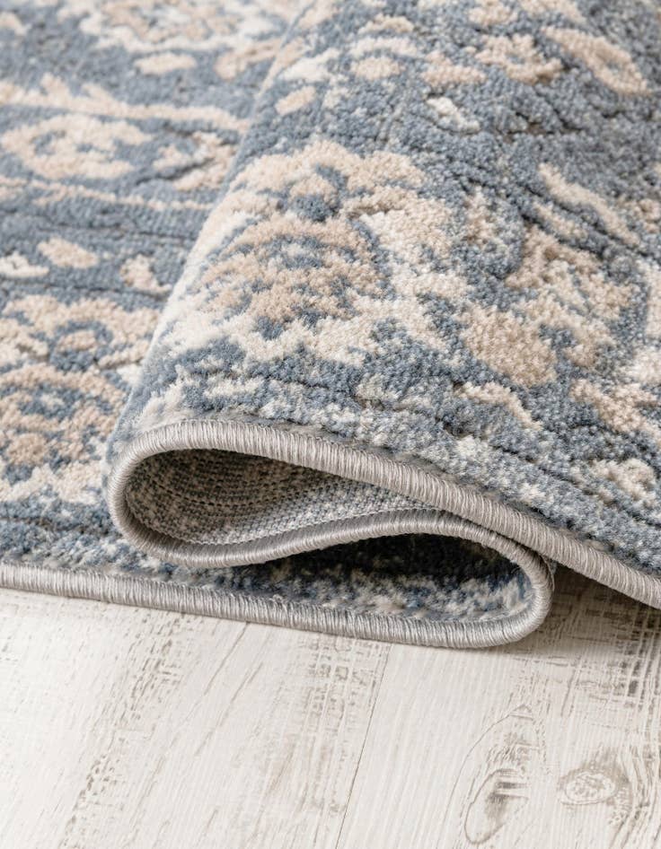 Detail image of  5' 3 x 8' Oregon Oval Rug